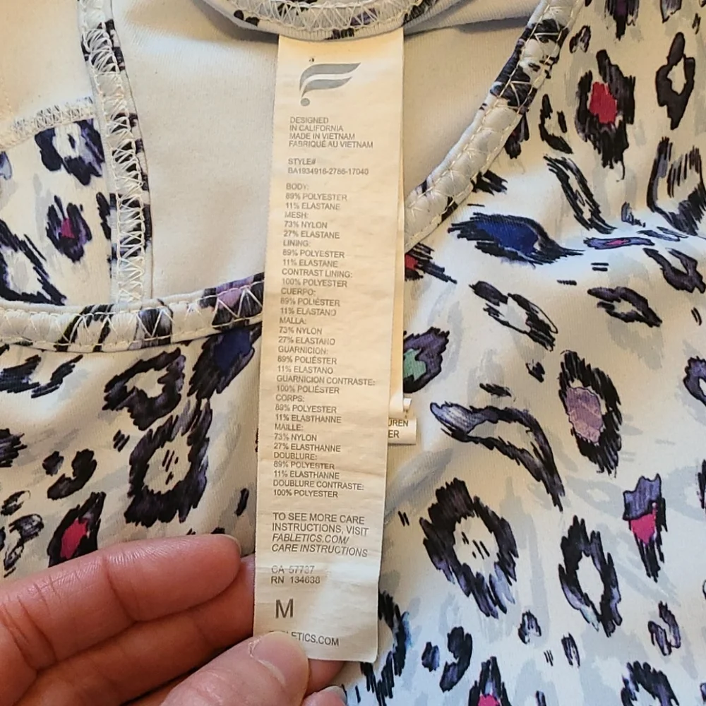 Fabletics White Leopard Set Medium - Picture 7 of 9